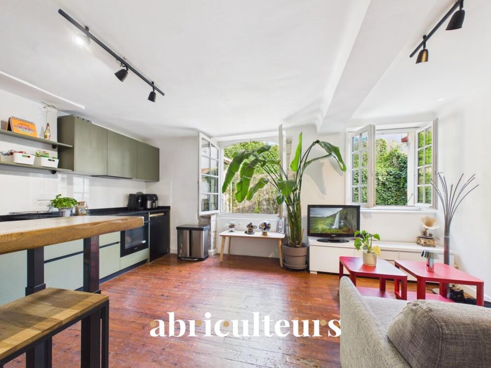 Bel appartement de caractère - 50m2  en vente au coeur de Saint-Esprit (64100)