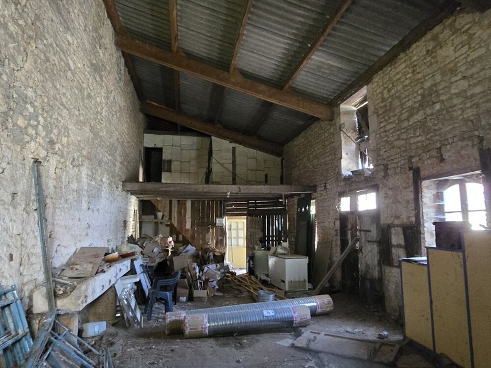 Vente Immeuble Immeuble � vendre FONTENAY LE COMTE (85) Fontenay le comte