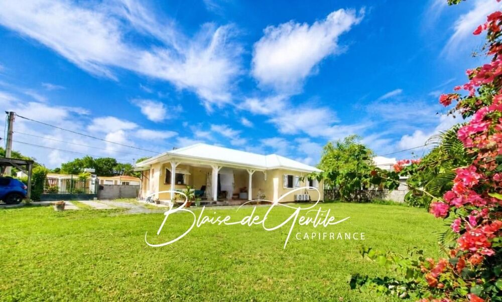 Maison familiale 4 pièces à vendre SAINT FRANCOIS (971)