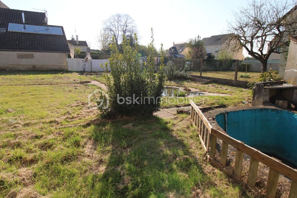 Vente Terrain Terrain constructible 348 m² – Varennes-sur-Seine – Façade 10 m Varennes sur seine