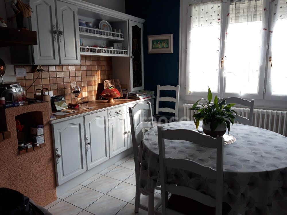 Vente Maison Maison à vendre 6 pièces et véranda FONTENAY LE COMTE (85200) Fontenay le comte