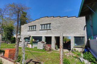  Immeuble à vendre 2 pièces 300 m²
