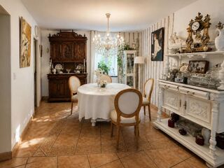  Propriété/château à vendre 14 pièces 384 m²