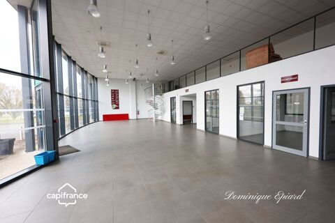 Local d'activit&eacute; / commercial premium – 740 m&sup2; – axe strat&eacute;gique – terrain 7 500 m&sup2; – acc&egrave;s poids lourds 4900 86100 Chatellerault
