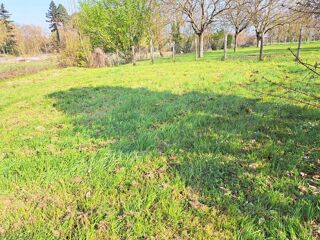  Terrain à vendre 817 m²