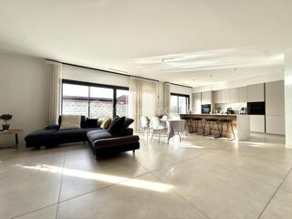  Maison 5 pi�ces 568 m� Genas