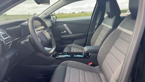 C4 III 1.2 Hybrid 136 e-DSC6 Limited 2024 occasion 76230 Isneauville