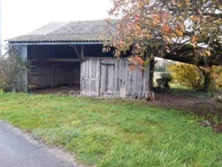  Remise / Grange à vendre 2 pièces 80 m² Serigny