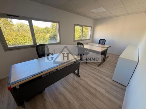 BUREAUX DE 18M&sup2; A LOUER A MARCOUSSIS 395 91460 Marcoussis