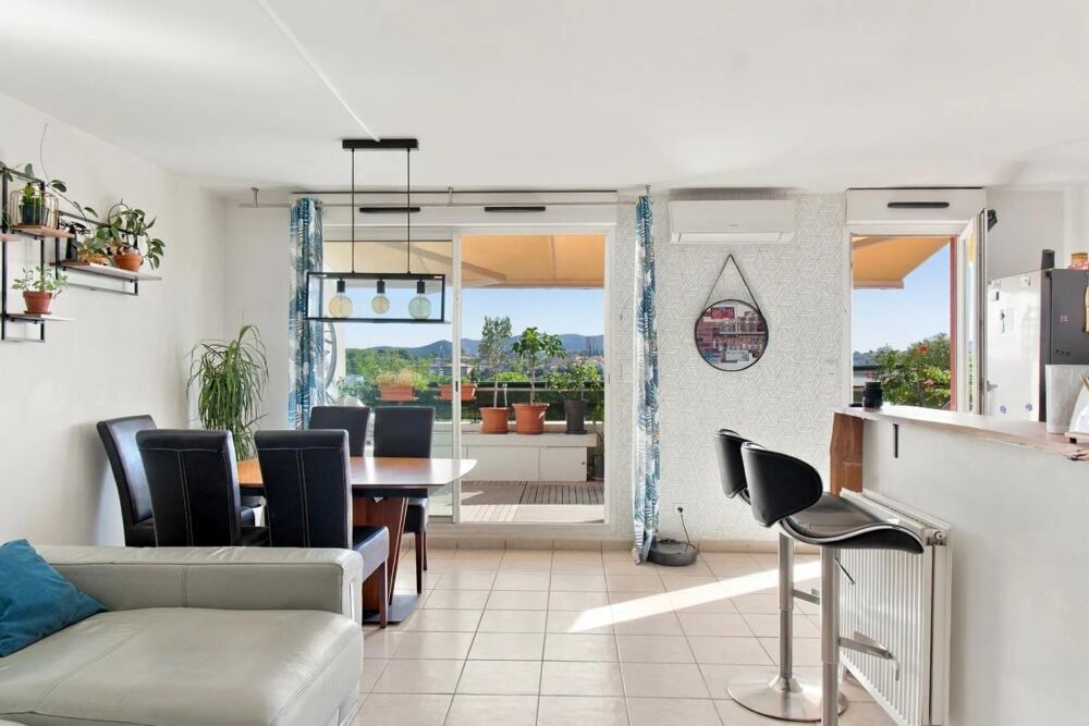 Vente Appartement Appartement de 3 pièces de 71 m² à Marseille Marseille 13