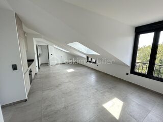  Appartement à louer 1 pièce 28 m²
