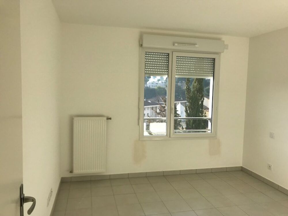 Location Appartement T3 avec balcon et parking à CANNES Cannes