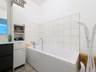  Appartement � vendre 4 pi�ces 83 m�