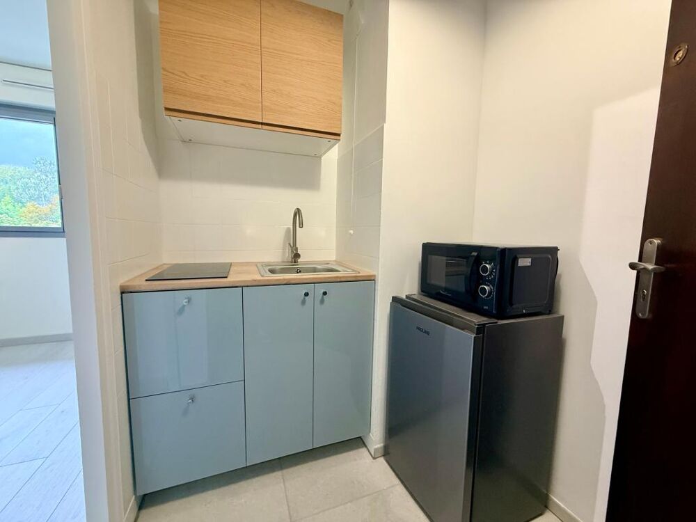 Location Appartement ? MEYLAN – STUDIO MEUBLÉ 18,37 m² – BELLE VUE – PARKING – TENNIS Meylan