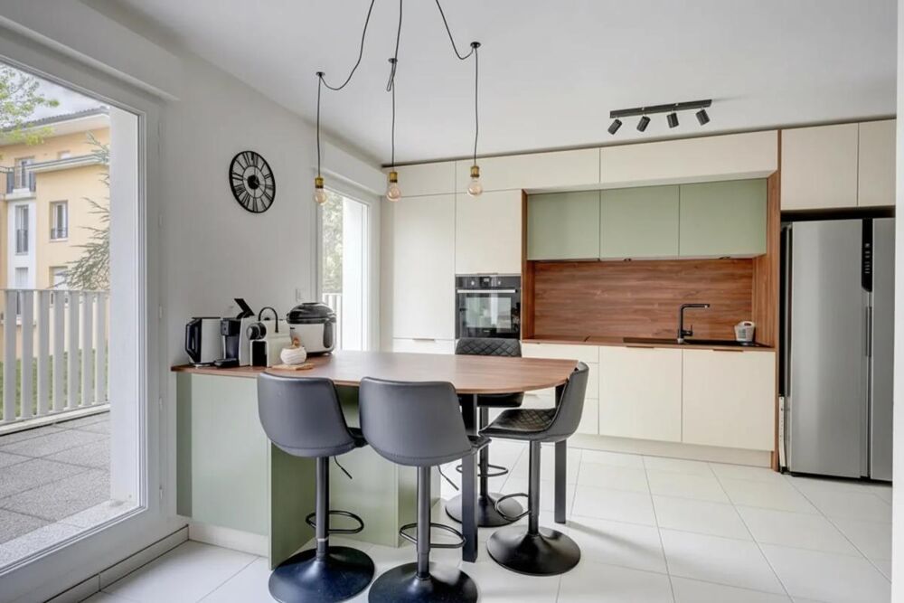 Vente Duplex/Triplex Duplex moderne en dernier étage avec terrasses et garage Craponne