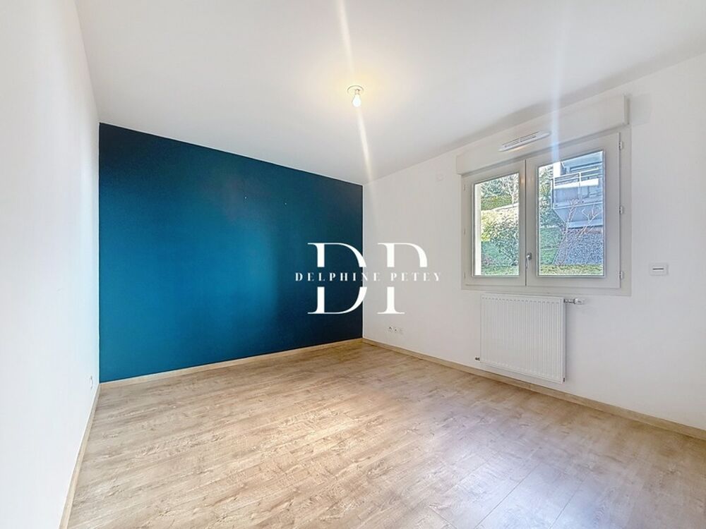 Appartement à vendre 2 pièces de 53,91 m2 LUCINGES (74)