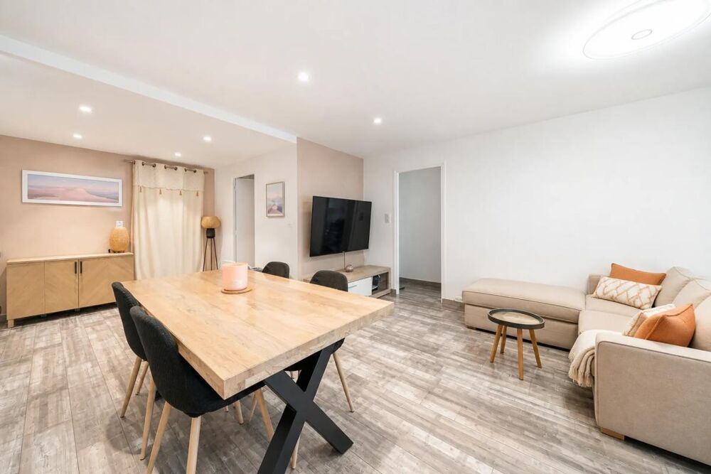 Vente Appartement Cagnes sur Mer - appartement 2 pièces entièrement rénové - 58 m² - petit exterieur Cagnes sur mer