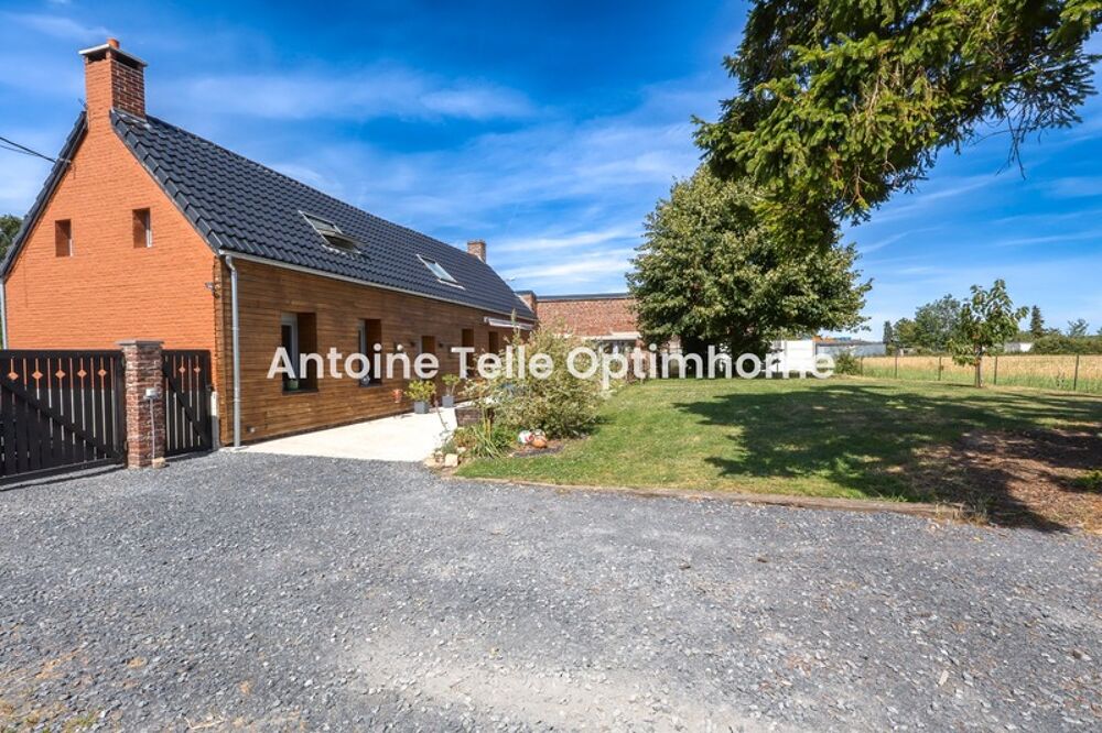 Maison 6 pièces 142 m² · à Solesmes · 142 m² · 230 000 €