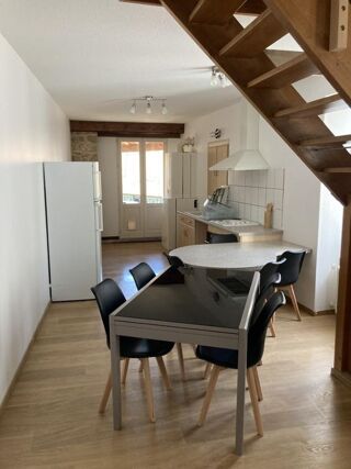  Appartement � louer 5 pi�ces 103 m�