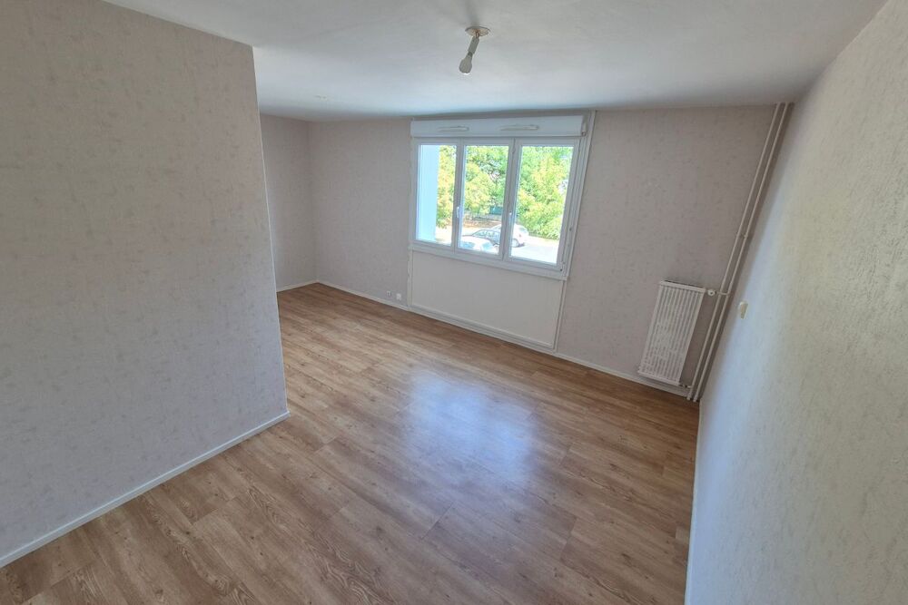 Vente Appartement RESIDENCE LE GRENOUILLET - APPT 3 PIECES AVEC CAVE - AULNAT Aulnat