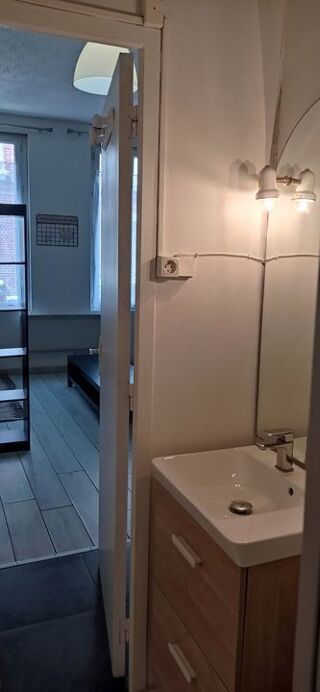  Appartement à louer 1 pièce 25 m²