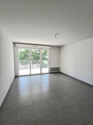 Appartement à louer 2 pièces 43 m²