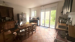  Maison  vendre 6 pices 520 m