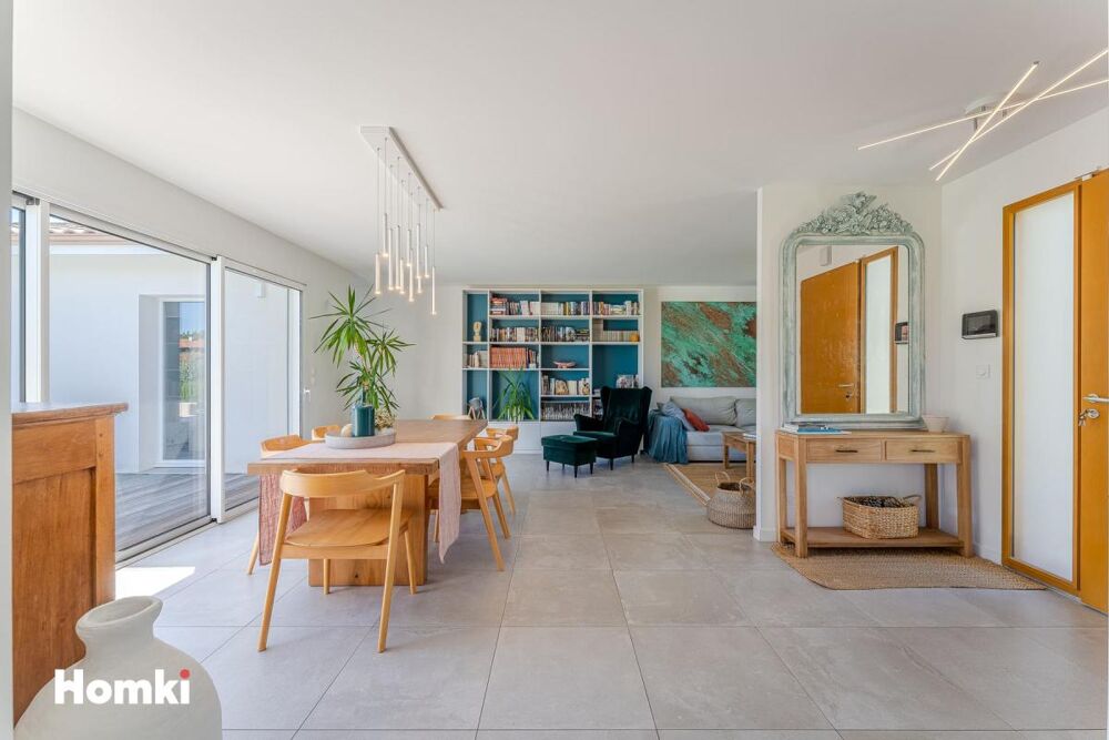 Vente Maison SANGUINET – Maison récente avec piscine, grand terrain et accès direct à la forêt Sanguinet