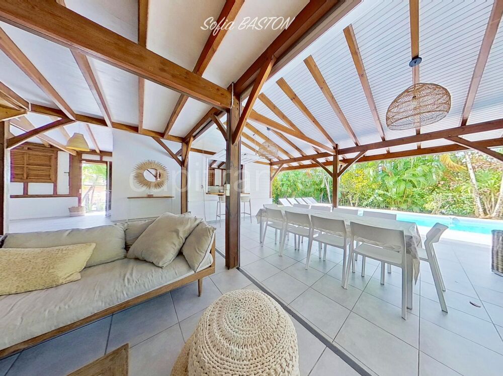 Vente Villa LES TROIS ILETS VILLA P6 bis -165 m² Hab / - Terrain de 986 m² - Piscine - Plain pied - A Vendre Martinique (972) Les trois ilets