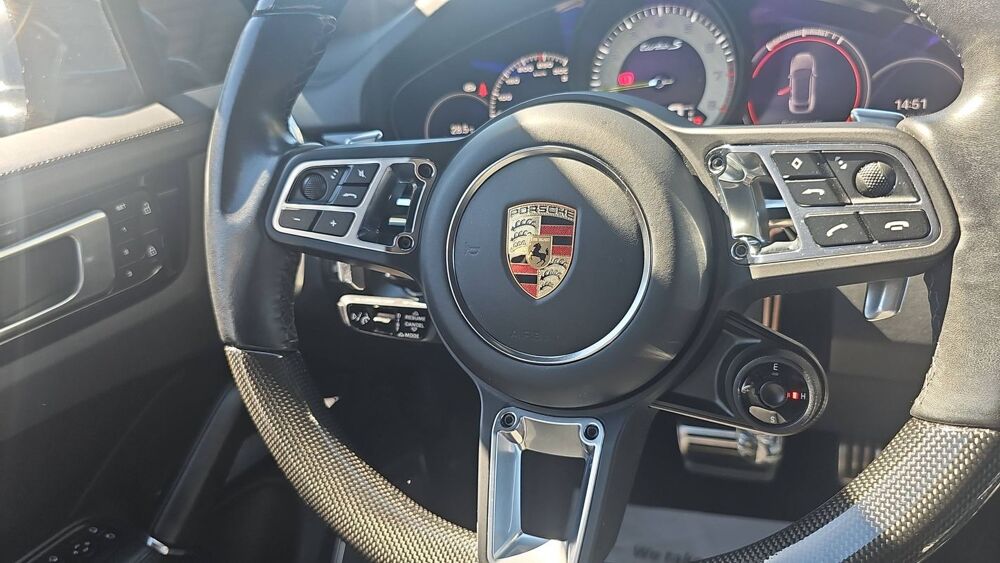 Cayenne 4.0 V8 e-Hybrid 680 BVA8 Turbo S Pack Gt - Automatique 2023 occasion 49300 Cholet