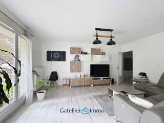 Vente Appartement Appartement rénové de 81 m² (2/3 chambres) – Verdure, calme, parking Magny les hameaux