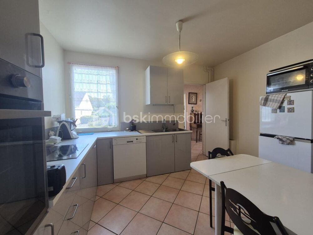 Vente Maison Maison familiale de 119 m2 avec grenier aménageable à Courcouronnes centre ! Courcouronnes