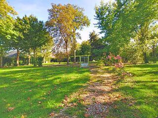  Propriété/château à vendre 6 pièces 225 m²