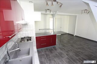  Appartement à louer 3 pièces 50 m²