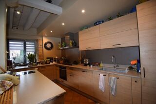  Maison � vendre 7 pi�ces 203 m�