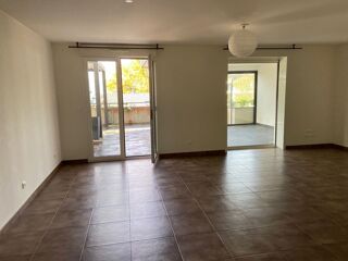  Appartement � louer 5 pi�ces 145 m�