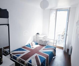  Immeuble à vendre 12 pièces 311 m²