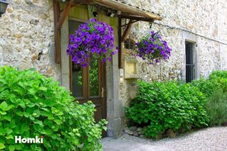  Maison  vendre 15 + pices 1800 m