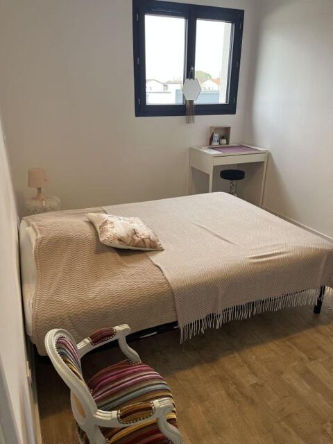  Appartement � louer 1 pi�ce 90 m�