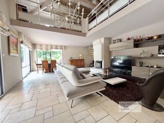  Maison à vendre 7 pièces 210 m²