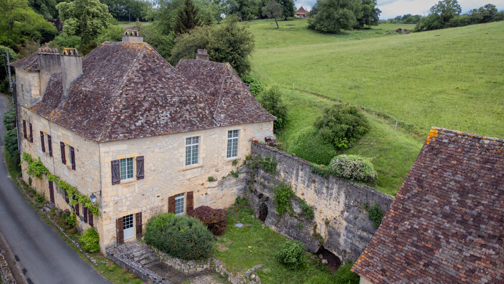 Maison de caractere, début XIXieme siecle, 9 pièce(s) 3ch, 200 m2, grange, 2100 m2 terrain
