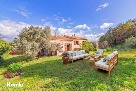    VENDRE  Maison familiale R+1 de 125 m sur un terrain de 2 359 m Maison - 5 pice(s) - 125 m