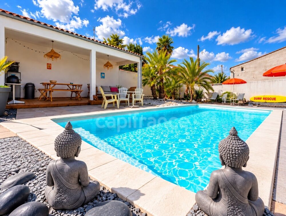 Vente Maison BREUILLET - DE L'ANCIEN AU CONTEMPORAIN - VILLA D'ARCHITECTE AVEC PISCINE  À DEUX PAS DU CENTRE Breuillet