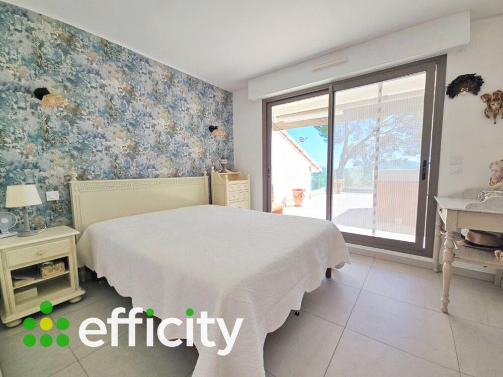 à vendre  Appartement Saint-Raphaël (83700)