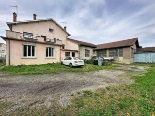  Immeuble  vendre 330 m