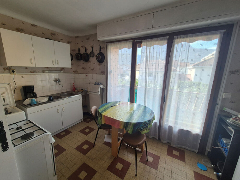 Appartement 4 pièces 83 m² · à Echirolles · 83 m² · 158 500 €
