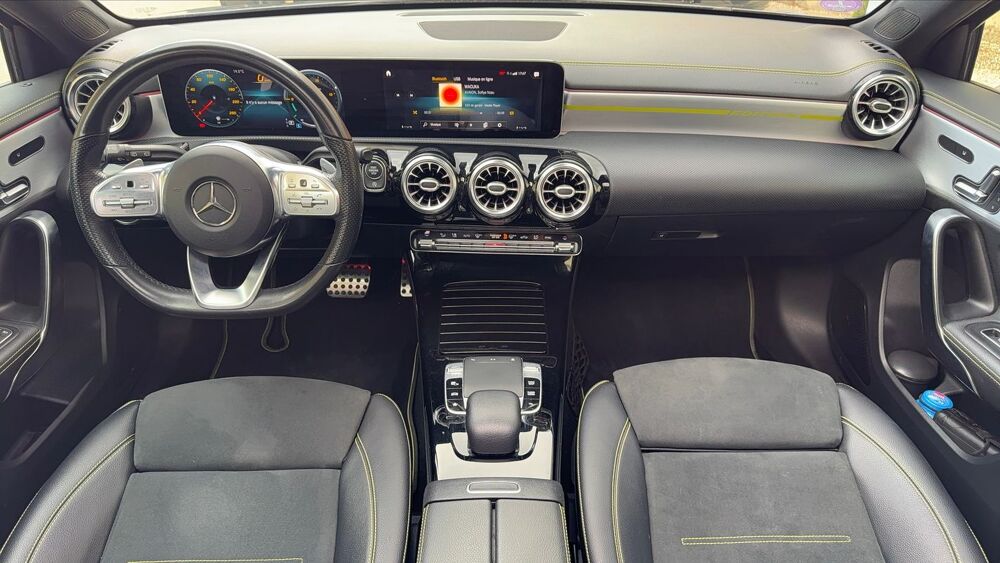 Classe A 250 224 7G-DCT Amg Line Edition 1 - Automatique Toit ouvrant 2018 occasion 26000 Valence
