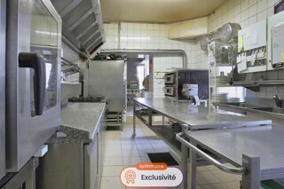  Maison � vendre 15 + pi�ces 756 m�