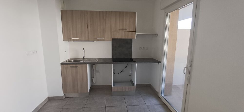 Location Appartement T2 avec terrasse et parking à LA SEYNE SUR MER La seyne sur mer