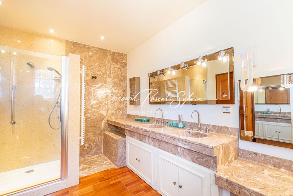 à vendre  Propriété/château Beaumes-de-Venise (84190)